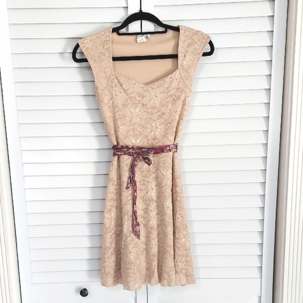 Deb Dress, Size S,‎ Allover Lace with Stretch, Full Skirt